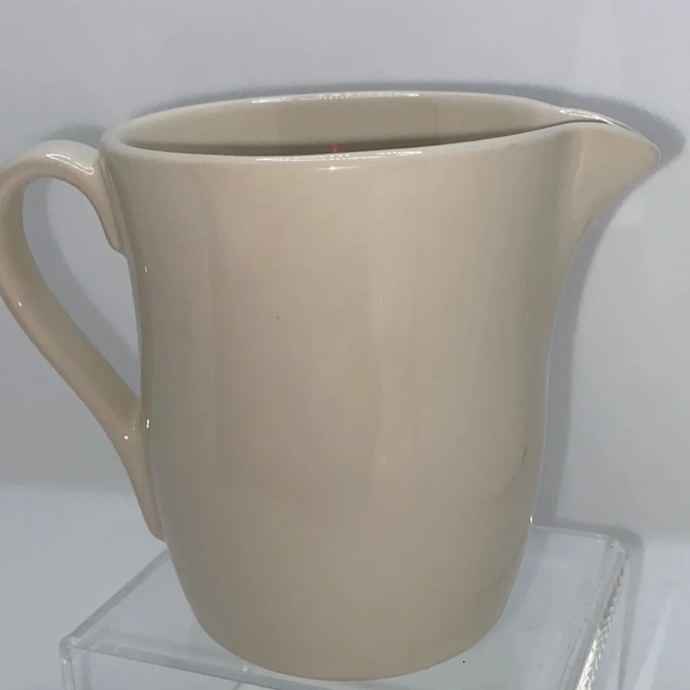 Crate&Barrel Gallery Creamer